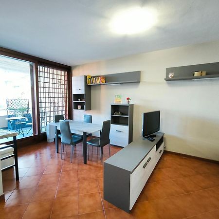Appartement Casa Michi à Verbania Extérieur photo
